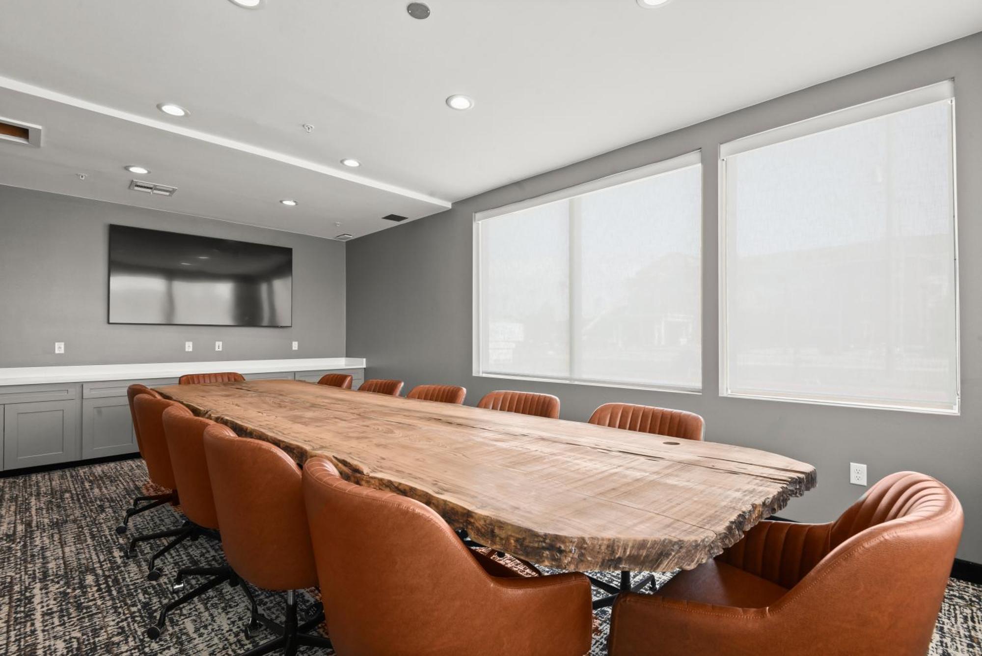 Holiday Inn Gonzales By Ihg Exterior photo
